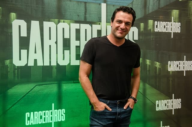 "Meu melhor trabalho", dispara Rodrigo Lombardi sobre série da Globo