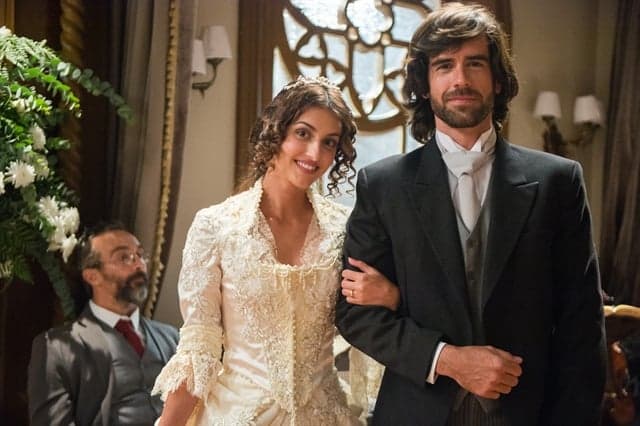 Sucesso em Orgulho e Paixão, Marcos Pitombo e Anaju Dorigon comentam romance entre Rômulo e Cecília