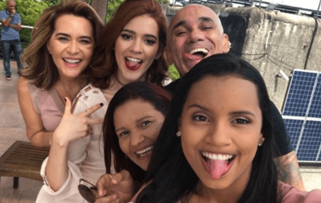 Depois de ficaram amigos no BBB18, Família Lima leva Gleici para conhecer o Pão de Açúcar