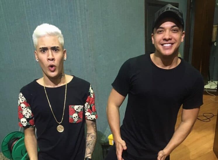 Wesley Safadão visita apê de Kevinho e fica chocado com tamanho luxo