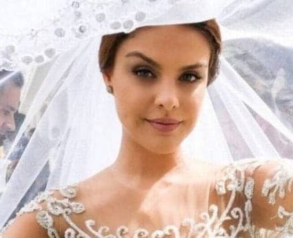 Paloma Bernardi se casa pela primeira vez na TV e revela: ''dá trabalho''