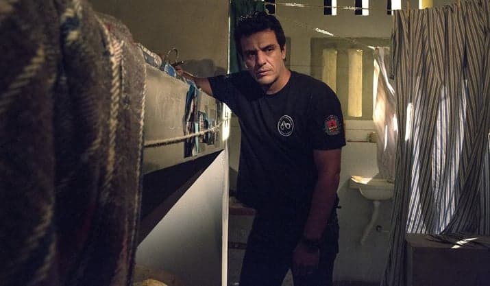 Prestes a estrear na Globo, série Carcereiros vai virar filme