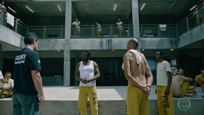 Depois de Carcereiros, Globo pode produzir série sobre presídio feminino