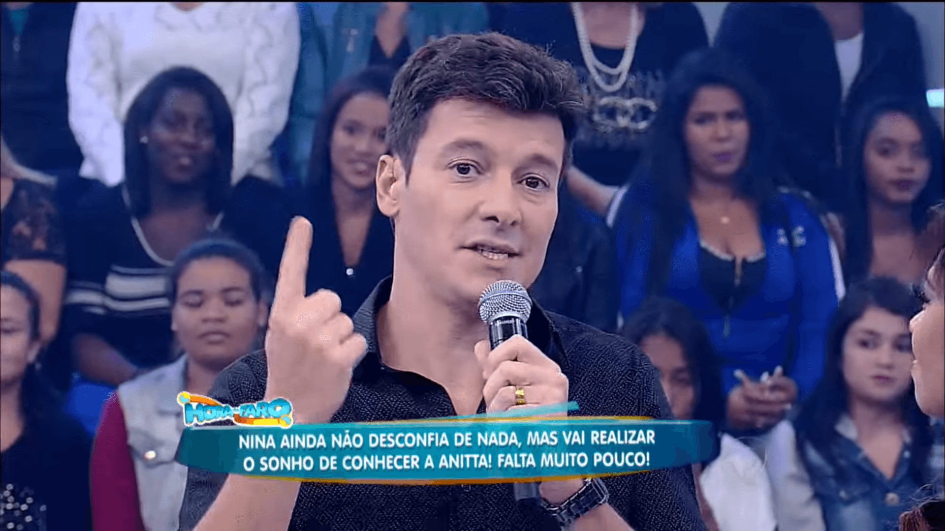 O apresentador Rodrigo Faro (Foto: Reprodução/TV Record) O apresentador Rodrigo Faro (Foto: Reprodução/TV Record)