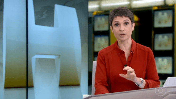 Jornalista da Globo quebra protocolo de emissora e se declara para Sandra Annenberg: "É um presente"