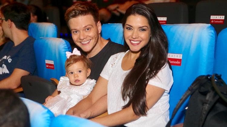 Michel Teló, Thaís Fersoza e pequena Melinda (Foto: Reprodução) Michel Teló, Thaís Fersoza e pequena Melinda (Foto: Reprodução)