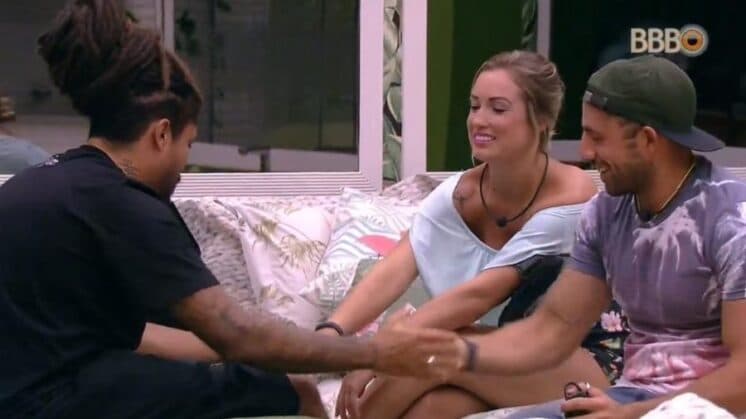 BBB18: Temendo eliminação, Viegas se despende de Jéssica e Kaysar