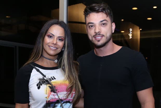 Após término, ex-namorado de Viviane Araújo se manifesta pela primeira vez