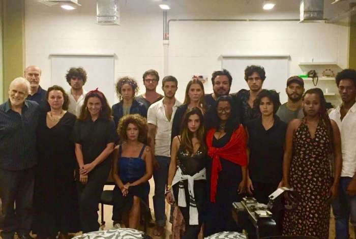 Elenco de Segundo Sol coloca a Globo contra a parede e questiona a falta de negros