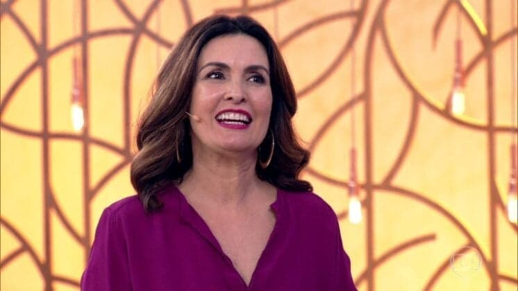Fátima Bernardes recebe prêmio no exterior e faz reflexão sobre carreira: "Nunca desistam"
