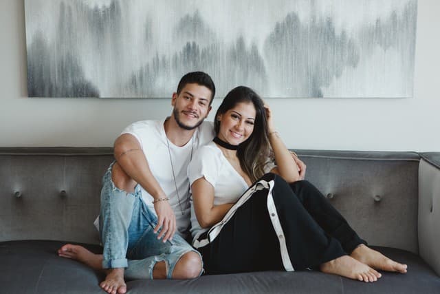 Arthur Aguiar se declara para Mayra Cardi e 'quebra' a web
