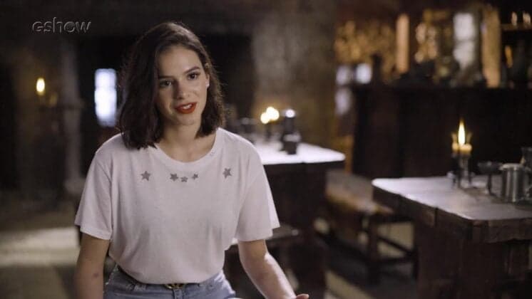 Atitudes de Bruna Marquezine deixam equipe de Deus Salve o Rei revoltada e gera nova dor de cabeça à direção da Globo