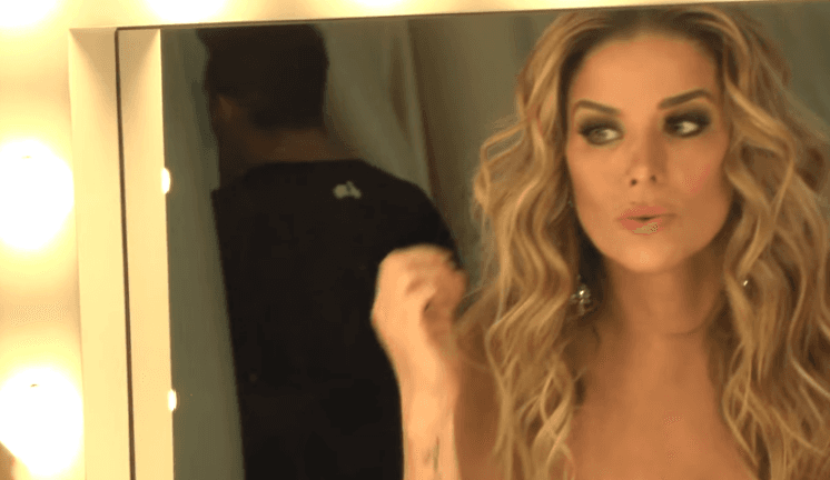 Record sonha em contratar a atriz Danielle Winits