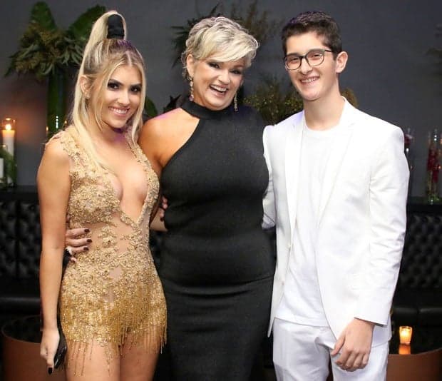 Ex de Carlos Alberto, Andréa Nóbrega surpreende com festa luxuosa para os filhos gêmeos