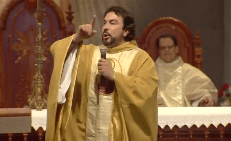 Padre Fábio de Melo detona o Candomblé, gera revolta e se explica ao pedir perdão