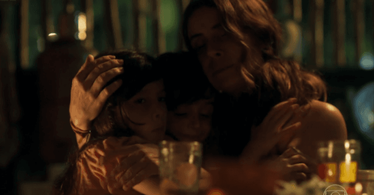 Após 18 anos de abandono, Luzia reencontra filha e toma atitude em Segundo Sol
