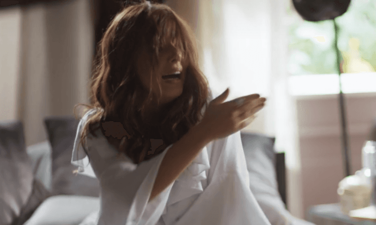Segundo Sol: Invejosa, Rochelle seduz namorado de Manuela e ataca a irmã