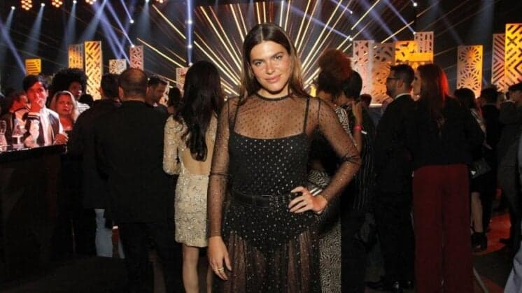 Mariana Goldfarb mostra a realidade de seu corpo na internet