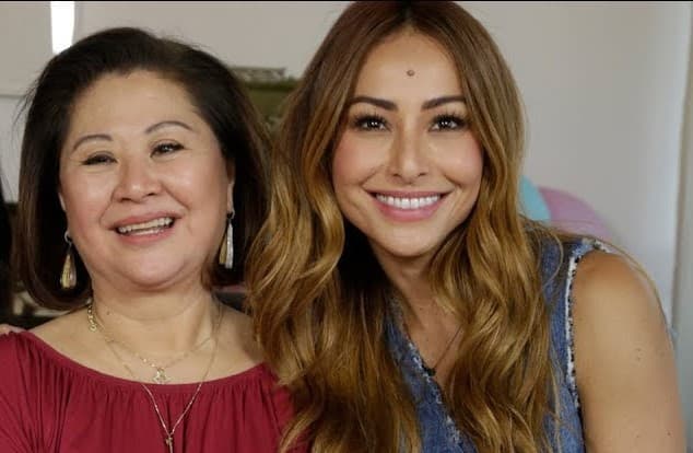 Mãe de Sabrina Sato dá bronca na filha e pede para ela deixar de malhar: "Tem que cuidar do bebê"