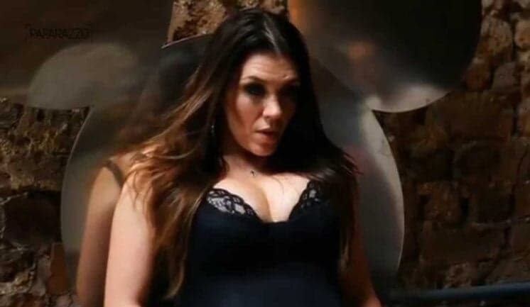 Simony desabafa sobre separação e manda recado para as mulheres: "Frustradas"