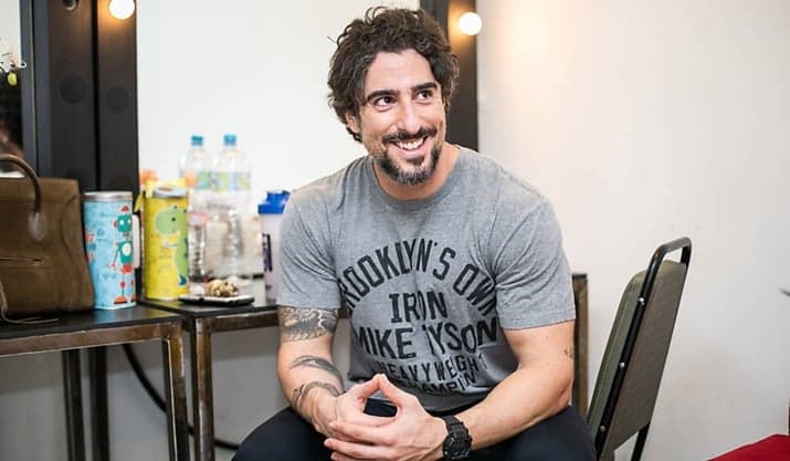 Pai de família muito cedo, Marcos Mion não se arrepende de nada e faz "desabafo" no Instagram