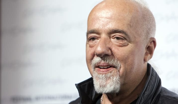 Escritor Paulo Coelho terá obras adaptadas para a TV