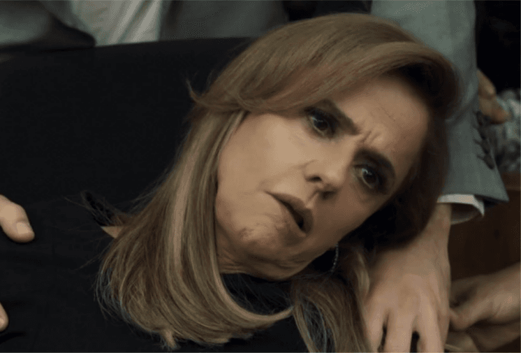Cena de Sophia sofrendo AVC em O Outro Lado do Paraíso espanta, é muito elogiada e vira piada; veja como foi!