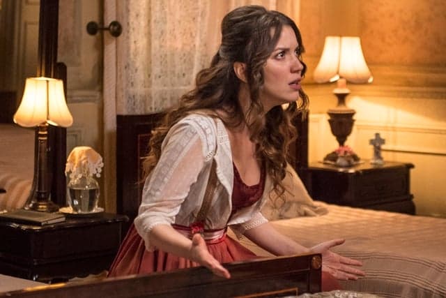 Orgulho e Paixão: Elisabeta sofre vingança de Lady Margareth, mas dá volta por cima