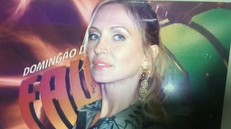 Ex-assistente de Faustão ganha dinheiro com Copa e comemora papel de sobrinha em novela