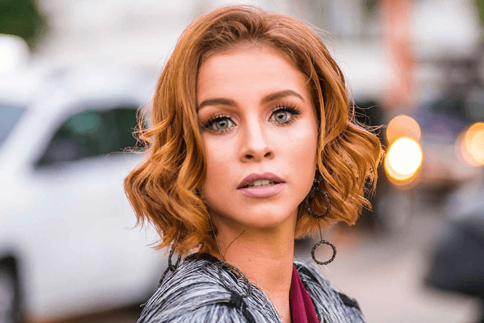 Laryssa Ayres, atriz da TV Globo, se revolta e detona show de Drake: "Uma m***"