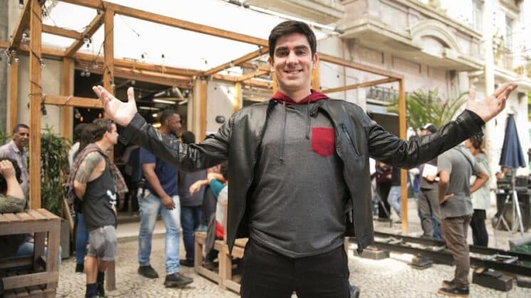 Marcelo Adnet perde programas na Globo e vai parar em Malhação