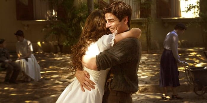 Há 16 anos, Globo estreava Esperança, trama que seria uma continuação de outra novela e que contou com forte briga de autores