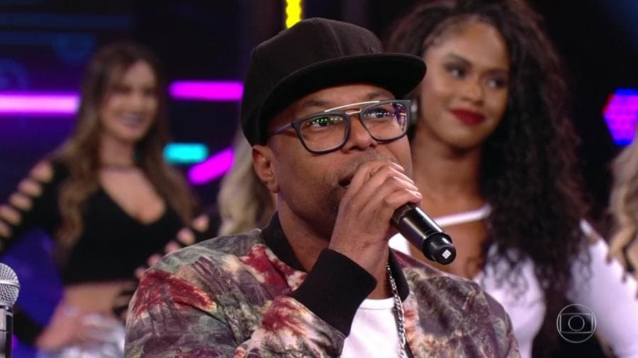 Buchecha durante participação no programa Domingão do Faustão (Foto: TV Globo) Buchecha durante participação no programa Domingão do Faustão (Foto: TV Globo)
