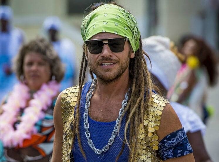 Globo coloca Beto Falcão na novela Verão 90