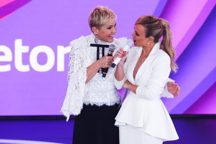 Eliana comemora alta audiência do programa dela e Xuxa surpreende com recado