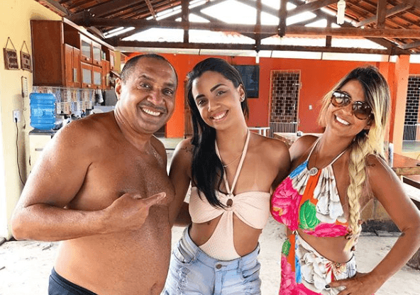 Florentina, filha de Tiririca, muda o visual e surpreende seguidores