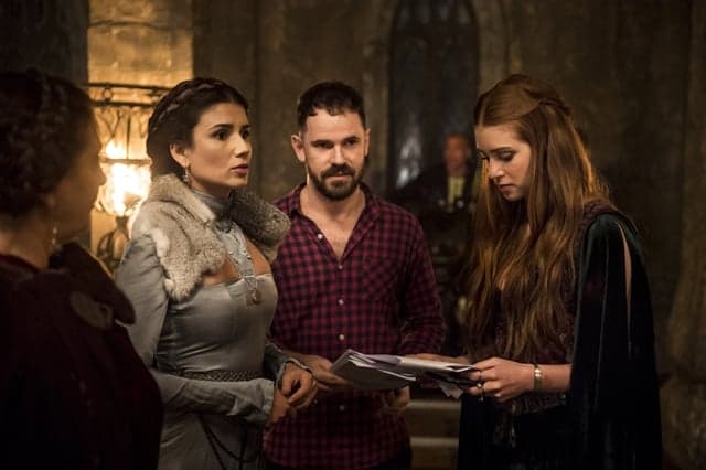 Bastidor - Amália e Afonso recebem a rainha da Lungria e Beatriz (Paula Fernandes) (Foto: Globo/Mauricio Fidalgo) Bastidor - Amália e Afonso recebem a rainha da Lungria e Beatriz (Paula Fernandes) (Foto: Globo/Mauricio Fidalgo)