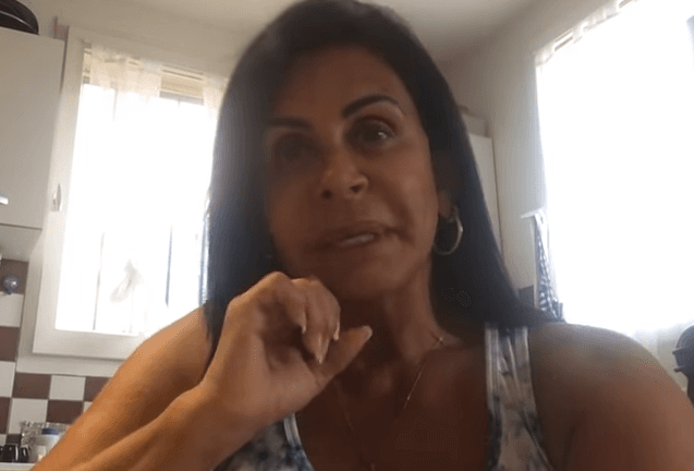 Gretchen diz que ainda não viu A Fazenda e faz comentário sobre participante