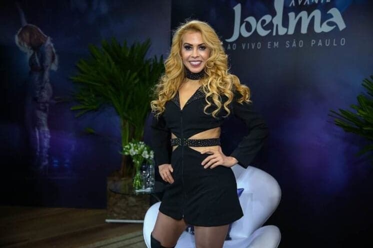 Joelma fará homenagem para ex-integrante do Calypso em famoso programa de TV