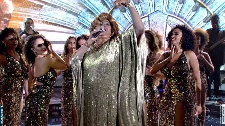 Cantora Alcione é internada às pressas e passa por cirurgia no coração; saiba detalhes do estado de saúde
