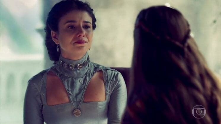 Após estrear como atriz na novela Deus Salve o Rei, Paula Fernandes comenta repercussão: "foi digna de princesa"