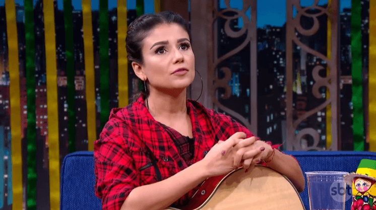 Paula Fernandes passa por apuro nos Estados Unidos e relata momento de tensão com alerta de tornado