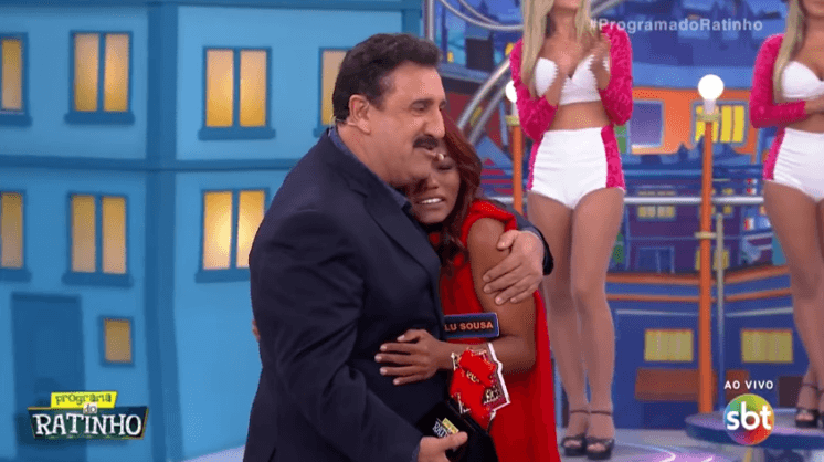 Ratinho desconhece Record, registra o dobro da audiência e é vice-líder isolado