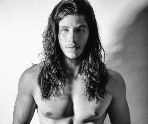 Revelação da Record, Ricky Tavares será Judas na novela Jesus