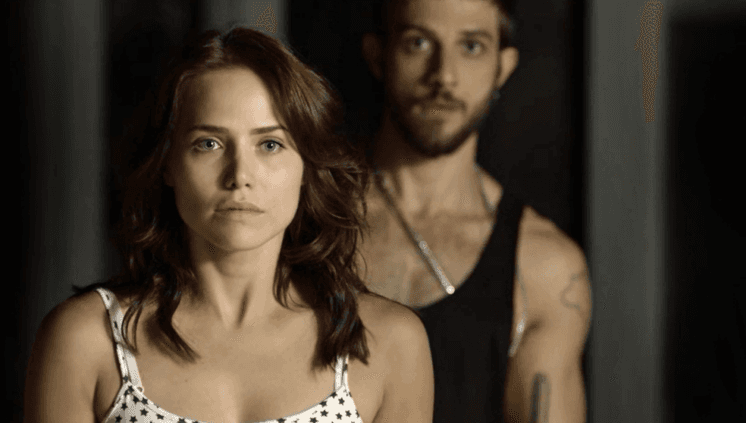 Segundo Sol: Rejeitada por Ícaro, Rosa mente sobre gravidez para o rapaz