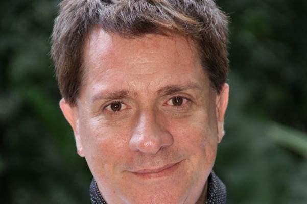 Fora da Globo, Luis Salém quer voltar ao canal e diz ser fã de novela