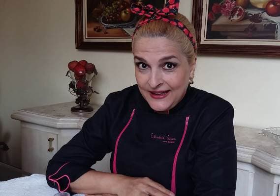 Polêmica e odiada nos bastidores, última eliminada do Batalha dos Confeiteiros revela que era xingada e sofria assédio moral dos colegas