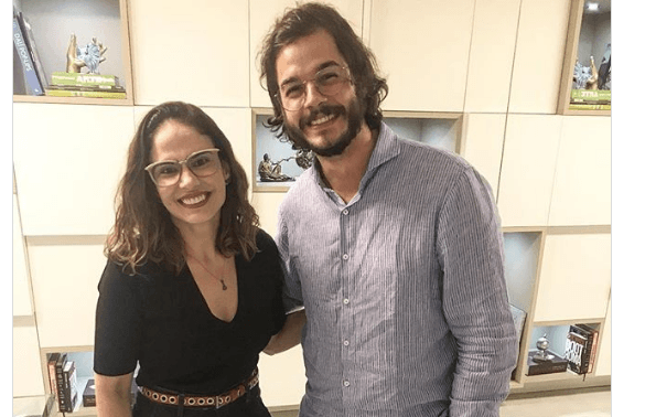 Túlio Gadêlha gera discussão e polêmica ao aparecer com a camisa amassada