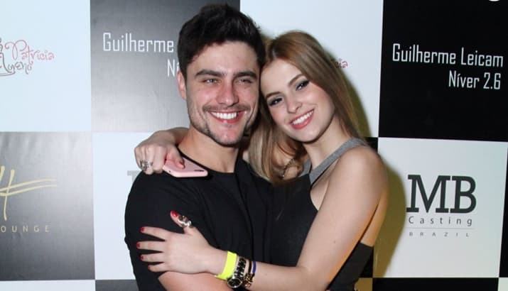 Barrada em Verdades Secretas, namorada de Guilherme Leicam faz estreia na TV em Deus Salve o Rei