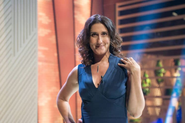 Após trabalhos intensos na Band, Paola Carosella faz reflexão e posta texto na internet